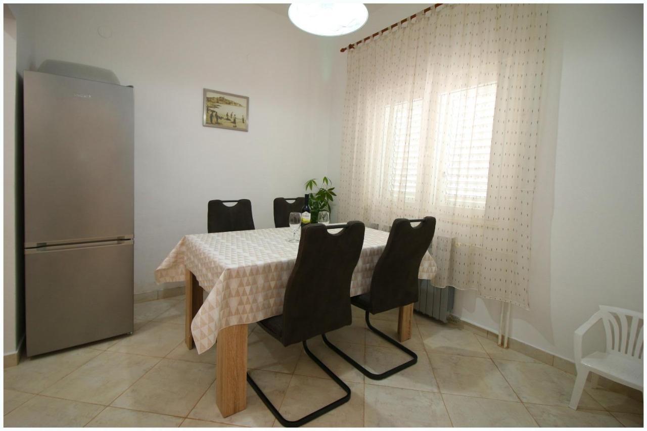 Apartments And Rooms Mirja-Parking Primošten Zewnętrze zdjęcie