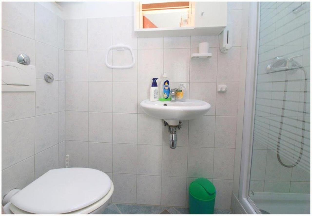Apartments And Rooms Mirja-Parking Primošten Zewnętrze zdjęcie