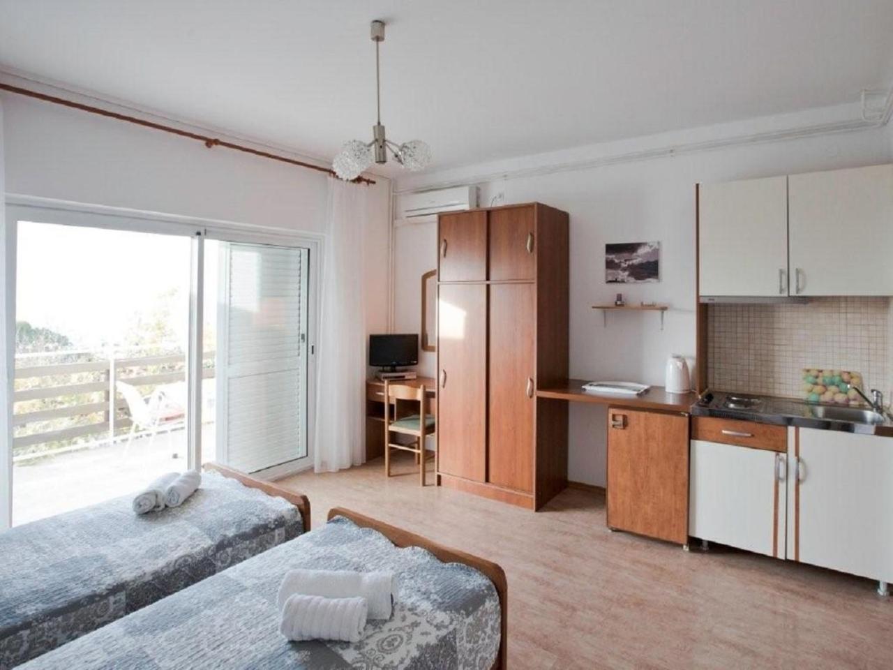 Apartments And Rooms Mirja-Parking Primošten Zewnętrze zdjęcie