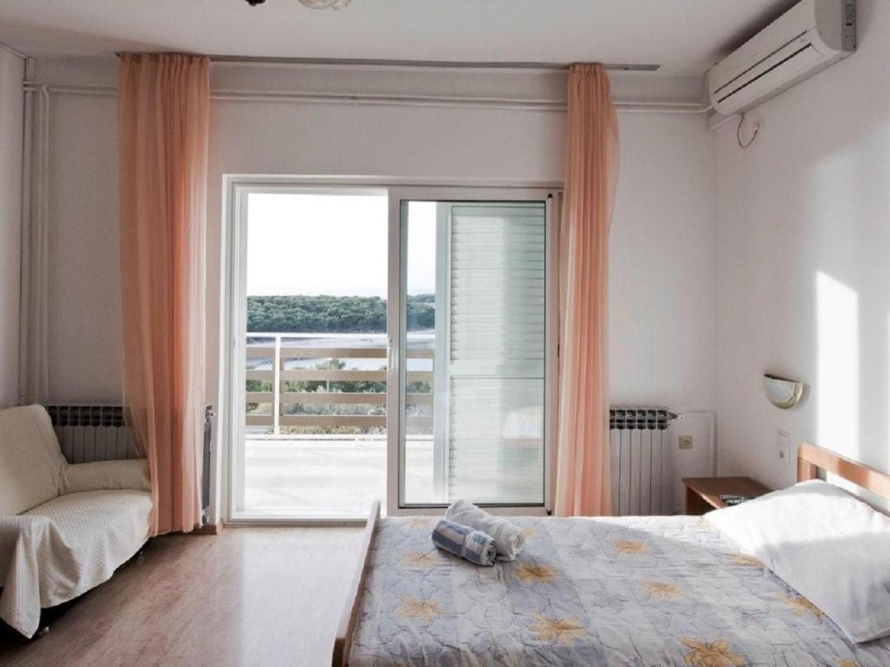 Apartments And Rooms Mirja-Parking Primošten Zewnętrze zdjęcie
